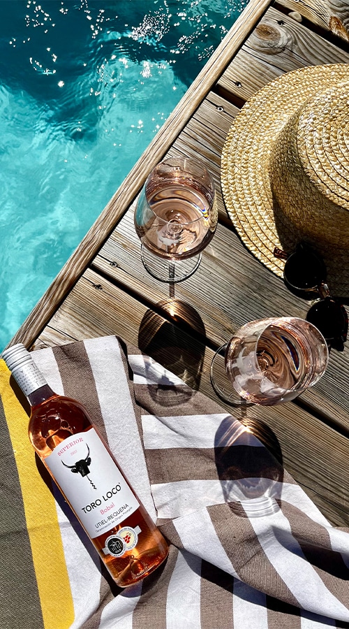 Toro Loco Rosé by the pool